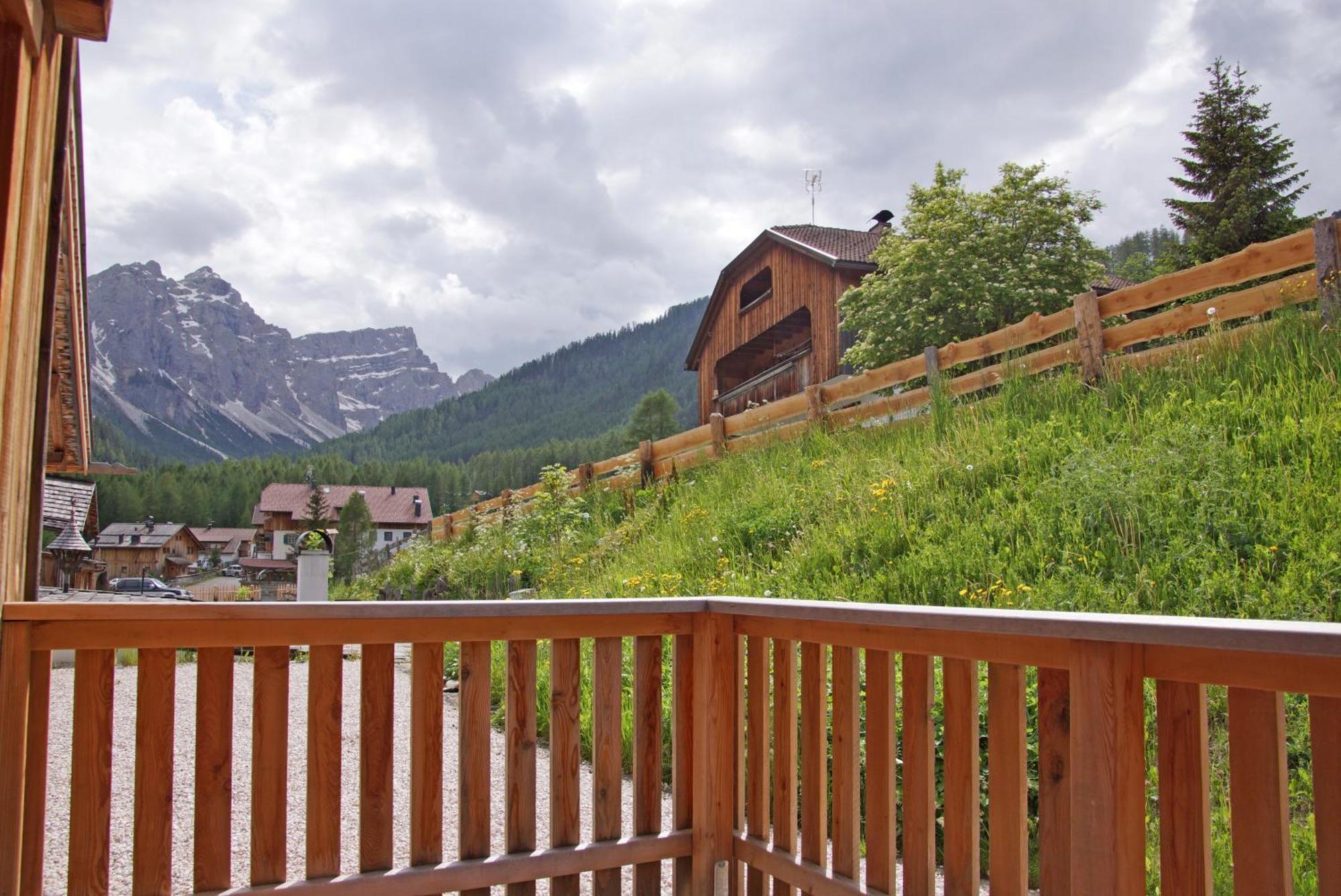 Agriturismo Luech De Vanc سان مارتينو-إن-باديا المظهر الخارجي الصورة